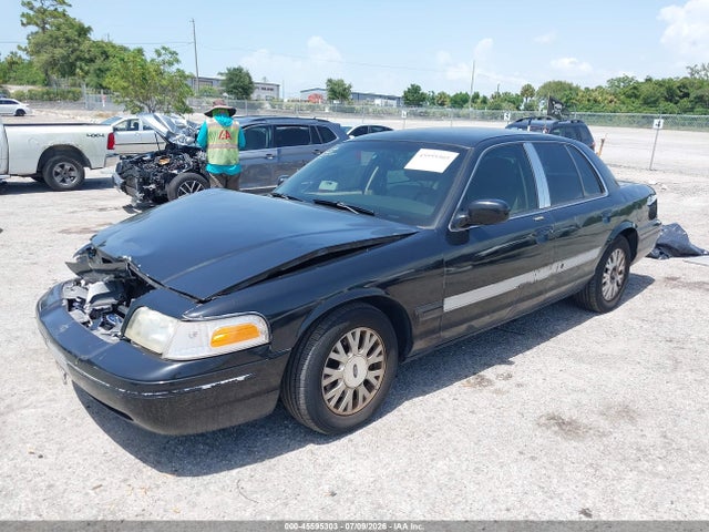 2003 Ford Crown Victoria Lx მანქანა იყიდება აუქციონზე, vin: 2FAFP74W73X153757, აუქციონის ნომერი: 45595303