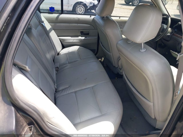 2003 Ford Crown Victoria Lx მანქანა იყიდება აუქციონზე, vin: 2FAFP74W73X153757, აუქციონის ნომერი: 45595303