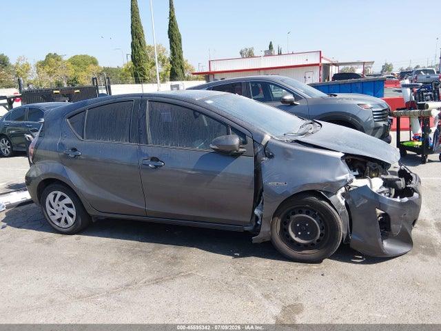Toyota Prius C Two 2015 JTDKDTB36F1101696 Image 14