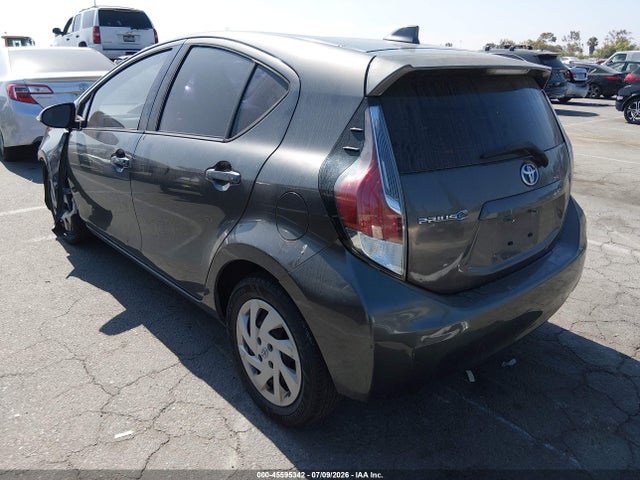 Toyota Prius C Two 2015 JTDKDTB36F1101696 Image 3