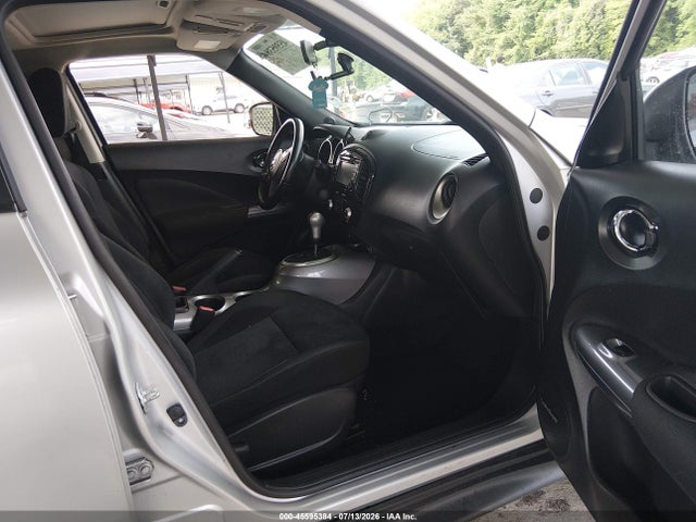 2015 Nissan Juke Sv მანქანა იყიდება აუქციონზე, vin: JN8AF5MV8FT561905, აუქციონის ნომერი: 45595384