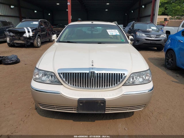 Aukcja sprzedaży 2007 Lincoln Town Car Signature Limited, vin: 1LNHM82V67Y638212, numer aukcji: 45595393