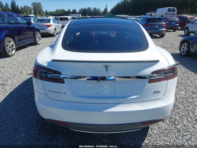 Tesla Model S P85 2014 5YJSA1H12EFP34060 Image 16