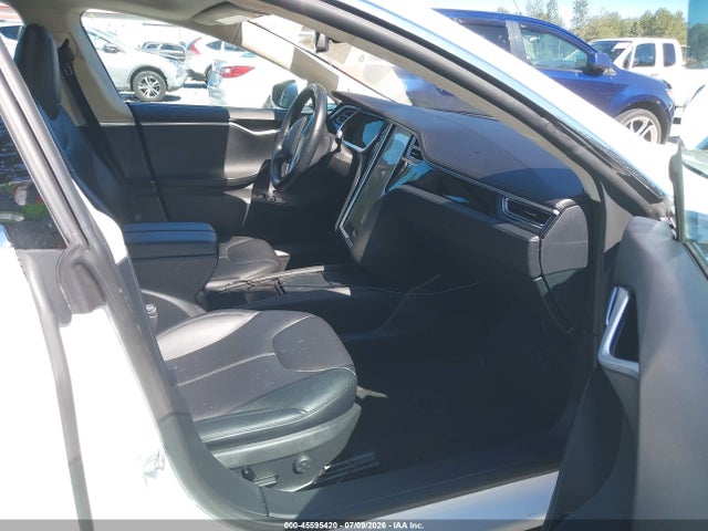 Tesla Model S P85 2014 5YJSA1H12EFP34060 Image 19