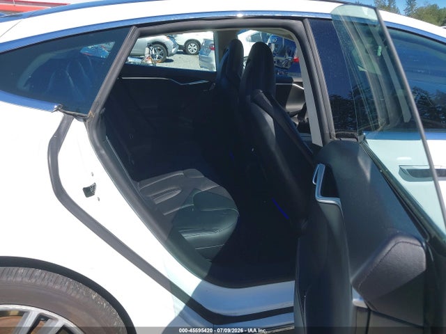 Tesla Model S P85 2014 5YJSA1H12EFP34060 Image 20