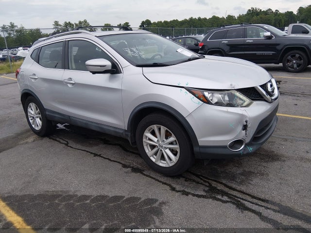 45595549 :رقم المزاد ، JN1BJ1CPXHW005142 vin ، 2017 Nissan Rogue Sport Sv مزاد بيع