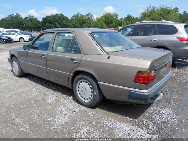 45595553 :رقم المزاد ، WDBEB28E3NB638815 vin ، 1992 Mercedes-benz 300 D مزاد بيع