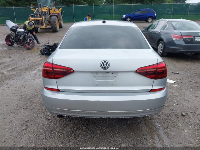 45595578 :رقم المزاد ، 1VWAA7A33JC027855 vin ، 2018 Volkswagen Passat 2.0t R-line/2.0t S مزاد بيع