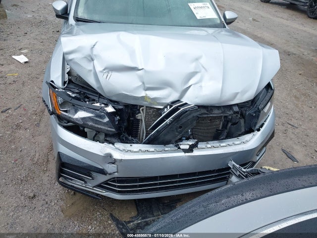 45595578 :رقم المزاد ، 1VWAA7A33JC027855 vin ، 2018 Volkswagen Passat 2.0t R-line/2.0t S مزاد بيع