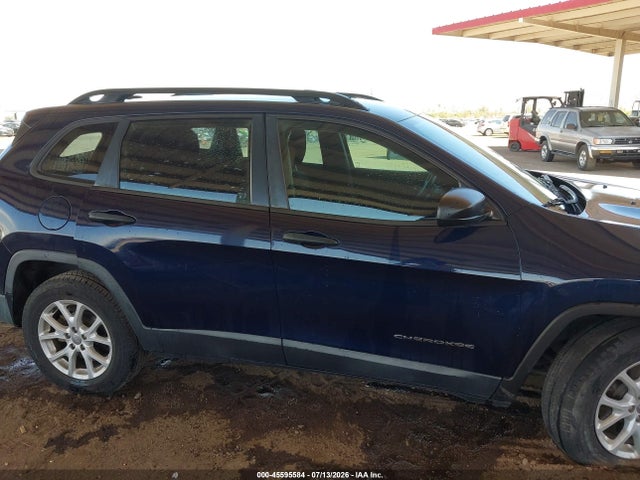 1C4PJLAB4GW160063 Jeep Cherokee Sport