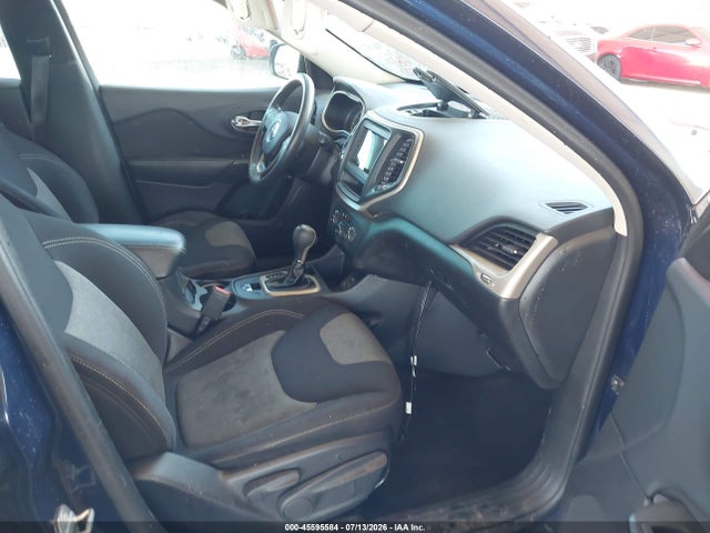 1C4PJLAB4GW160063 Jeep Cherokee Sport
