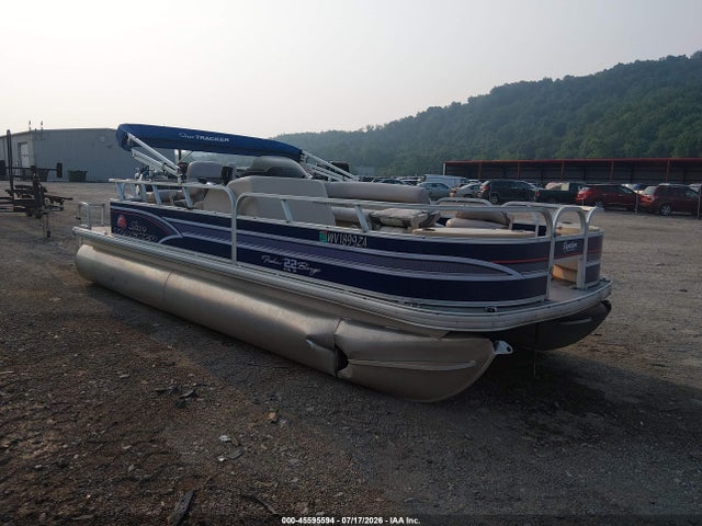 Продажа на аукционе авто 2018 Suntracker Fishin Barge 22dlx Pontoon, vin: 00000BUJ01479E415, номер лота: 45595594