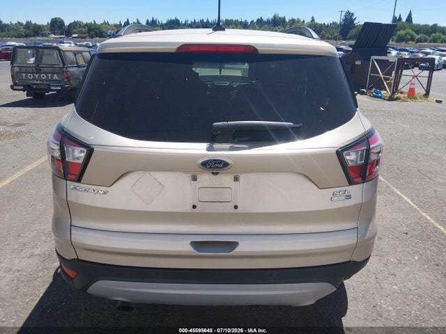 1FMCU9HD6JUB14815 Ford ESCAPE SEL