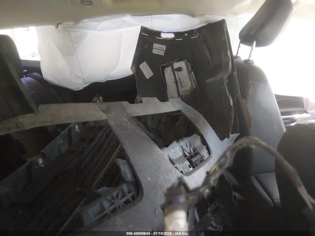 1FMCU9HD6JUB14815 Ford ESCAPE SEL