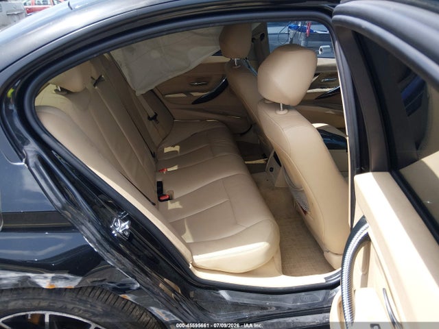 45595661 :رقم المزاد ، WBA3A5C58CF341384 vin ، 2012 Bmw 328i مزاد بيع