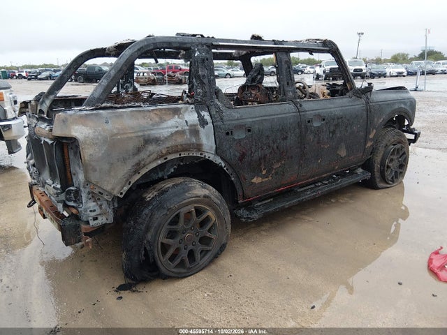 Ford Bronco Outer Banks 2024 1FMDE8BH2RLB27425 Image 4