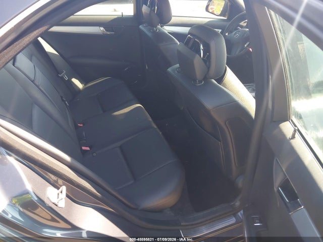 45595821 :رقم المزاد ، WDDGF54X69R042138 vin ، 2009 Mercedes-benz C 300 Sport مزاد بيع