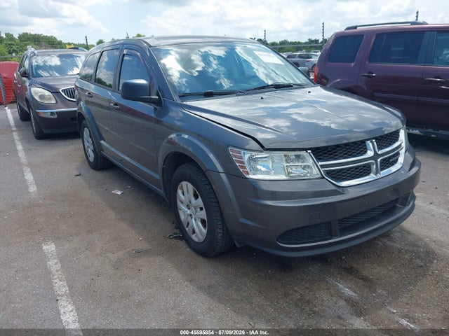 2015 3C4PDCAB8FT559747 main image