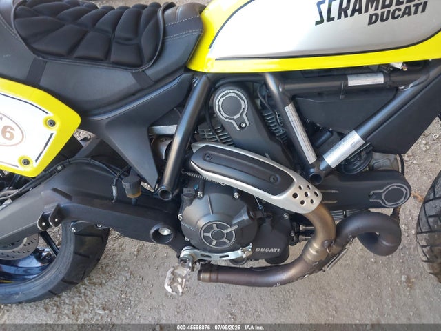 Ducati Scrambler 800 2016 ZDM15ANM2GB014296 Image 8