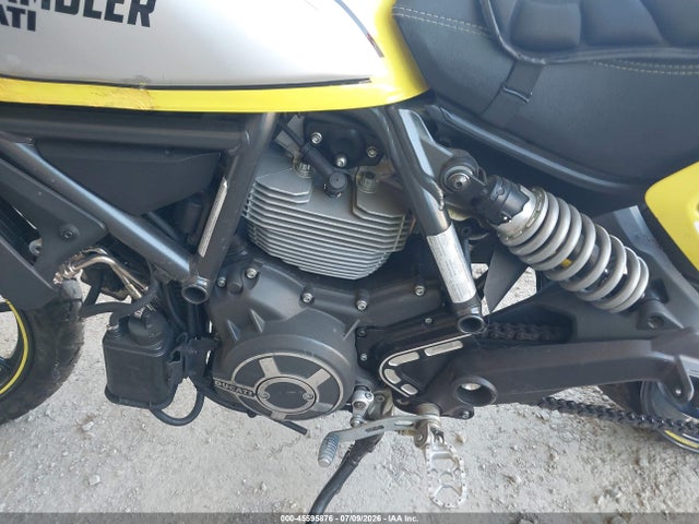 Ducati Scrambler 800 2016 ZDM15ANM2GB014296 Image 9