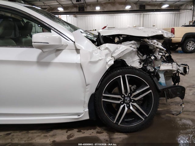 2017 Honda Accord Touring V6 მანქანა იყიდება აუქციონზე, vin: 1HGCR3F90HA012683, აუქციონის ნომერი: 45595902