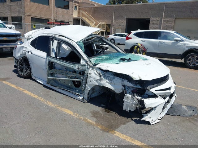 Toyota Camry Nightshade Edition Hybrid 2022 4T1G31AK4NU040511 головне зображення