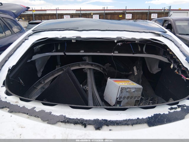 Продаж на аукціоні авто 2022 Tesla Model Y Long Range Dual Motor All-wheel Drive, vin: 7SAYGDEE2NF331801, номер лоту: 45595919