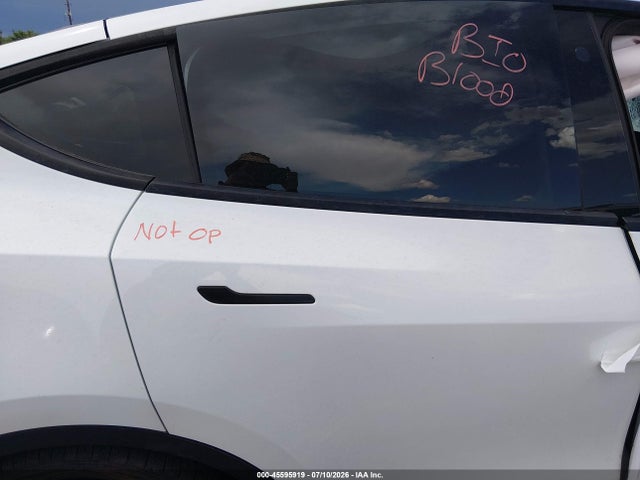 Продаж на аукціоні авто 2022 Tesla Model Y Long Range Dual Motor All-wheel Drive, vin: 7SAYGDEE2NF331801, номер лоту: 45595919