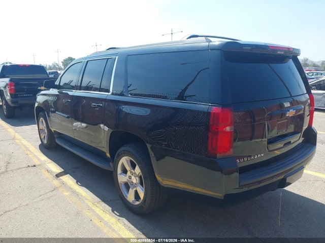 Chevrolet Suburban Lt 2017 1GNSCHKC3HR238896 Image 3