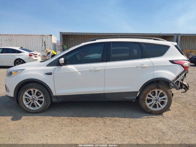 Ford ESCAPE SE 2018 1FMCU9GD9JUC77296 Image 15