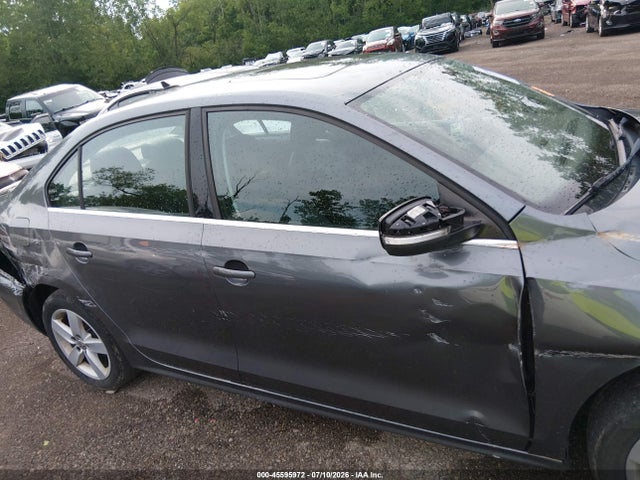 2013 Volkswagen Jetta 2.0l Tdi მანქანა იყიდება აუქციონზე, vin: 3VW3L7AJ9DM443638, აუქციონის ნომერი: 45595972