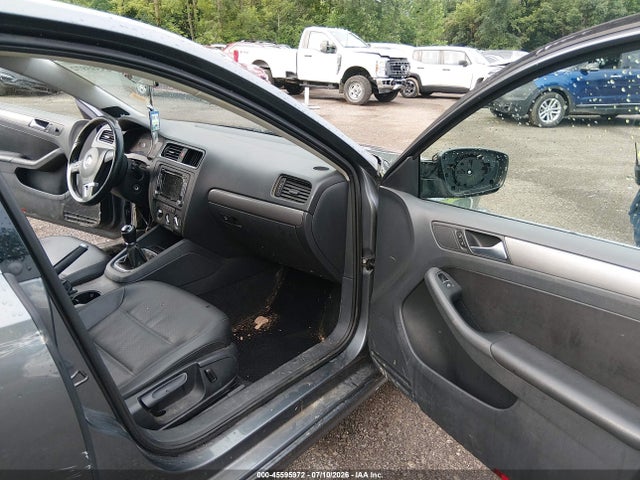 2013 Volkswagen Jetta 2.0l Tdi მანქანა იყიდება აუქციონზე, vin: 3VW3L7AJ9DM443638, აუქციონის ნომერი: 45595972