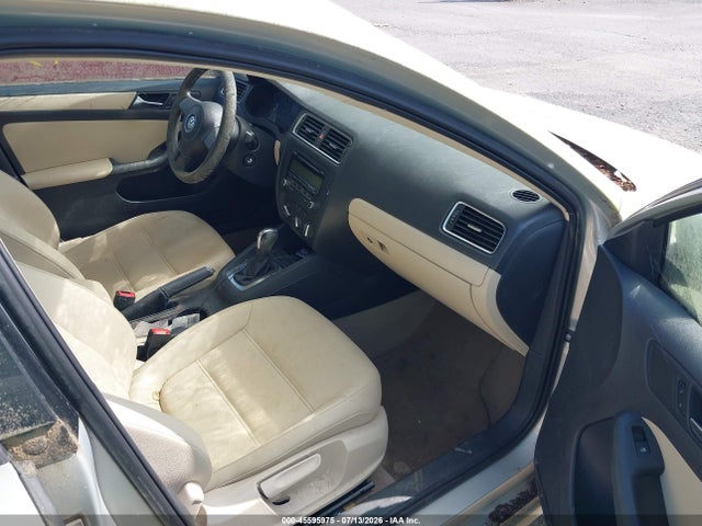 Продаж на аукціоні авто 2011 Volkswagen Jetta 2.5l Se, vin: 3VWDX7AJ0BM397266, номер лоту: 45595975