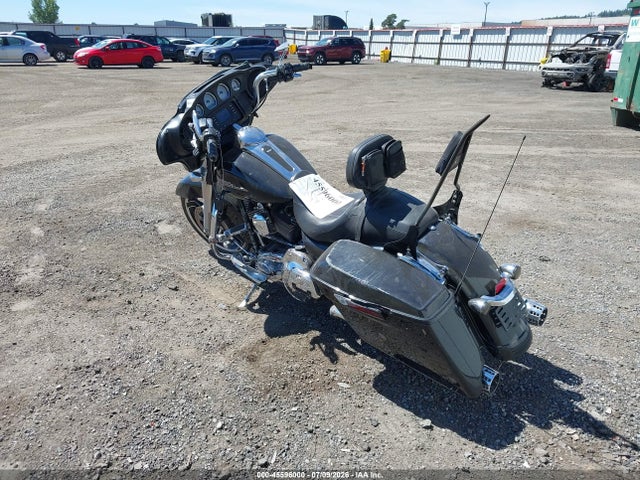 Harley-Davidson Flhx Street Glide 2016 1HD1KBM17GB685799 Image 3