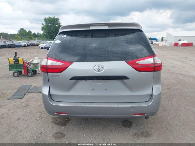 Продаж на аукціоні авто 2015 Toyota Sienna L 7 Passenger, vin: 5TDZK3DC8FS687550, номер лоту: 45596002