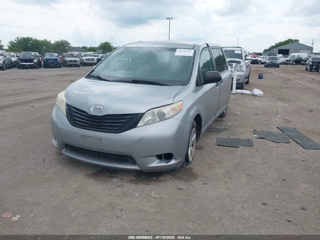 Продаж на аукціоні авто 2015 Toyota Sienna L 7 Passenger, vin: 5TDZK3DC8FS687550, номер лоту: 45596002