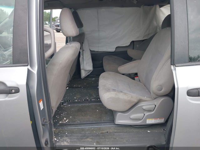 Продаж на аукціоні авто 2015 Toyota Sienna L 7 Passenger, vin: 5TDZK3DC8FS687550, номер лоту: 45596002
