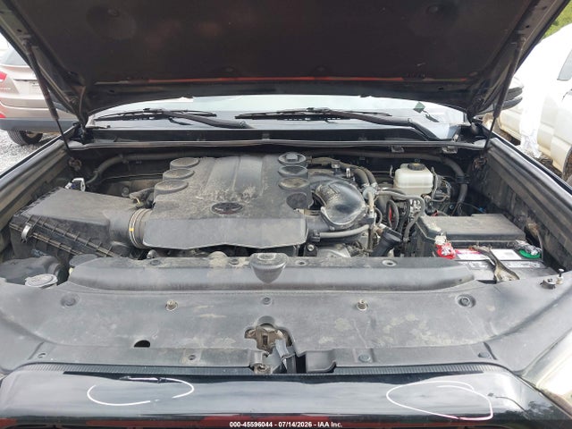 Toyota 4RUNNER SR5 2018 JTEBU5JR9J5586141 Image 10