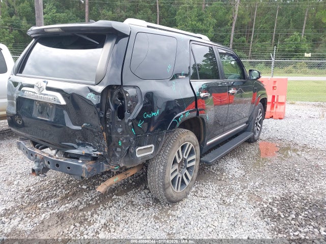 Toyota 4RUNNER SR5 2018 JTEBU5JR9J5586141 Image 4
