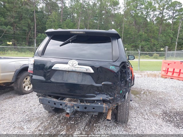 Toyota 4RUNNER SR5 2018 JTEBU5JR9J5586141 Image 6