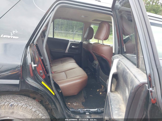 Toyota 4RUNNER SR5 2018 JTEBU5JR9J5586141 Image 8