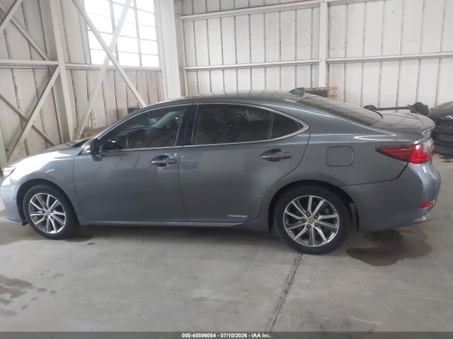 45596054 :رقم المزاد ، JTHBW1GG4H2144214 vin ، 2017 Lexus Es 300h مزاد بيع