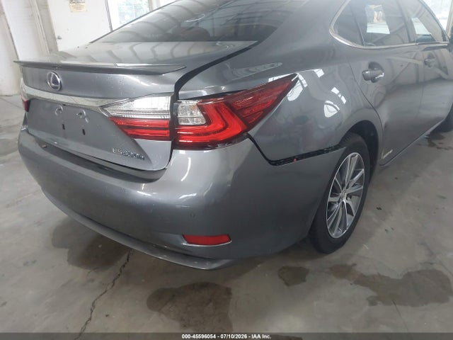 45596054 :رقم المزاد ، JTHBW1GG4H2144214 vin ، 2017 Lexus Es 300h مزاد بيع