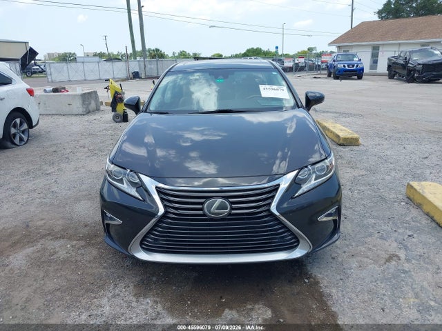 2017 Lexus Es 350 მანქანა იყიდება აუქციონზე, vin: 58ABK1GG7HU065965, აუქციონის ნომერი: 45596079