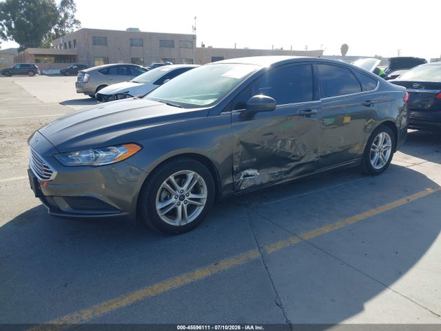 Ford Fusion Hybrid Se 2018 3FA6P0LU2JR196874 Image 2