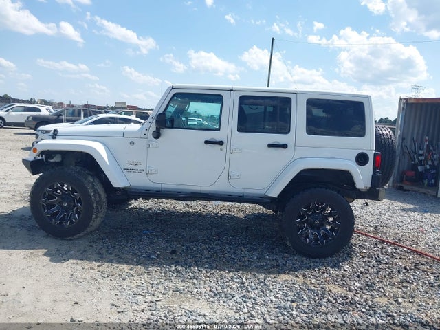 1C4BJWEG8GL235317 Jeep Wrangler Unlimited Sahara