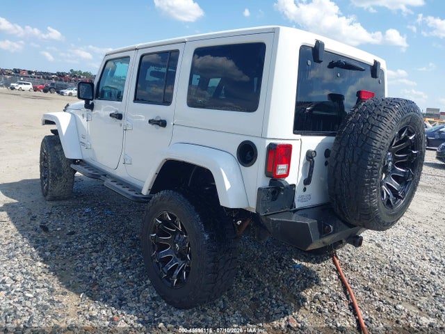 1C4BJWEG8GL235317 Jeep Wrangler Unlimited Sahara