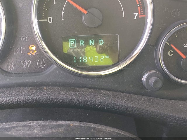 1C4BJWEG8GL235317 Jeep Wrangler Unlimited Sahara