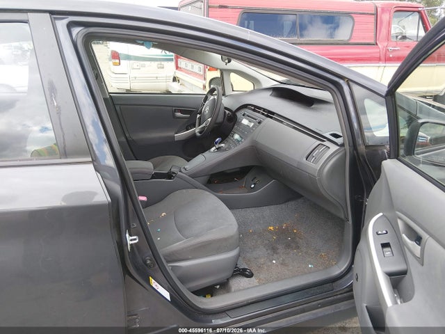2011 Toyota Prius Three მანქანა იყიდება აუქციონზე, vin: JTDKN3DU3B5311338, აუქციონის ნომერი: 45596116