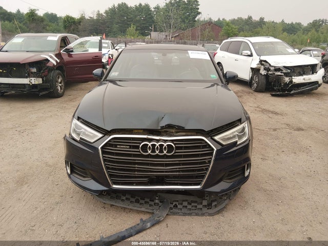 WAUBEGFF2KA117247 Audi A3 45 Premium